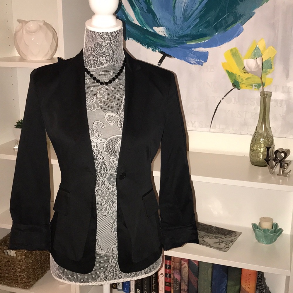 BCBG Max Azria Suiting Jacket